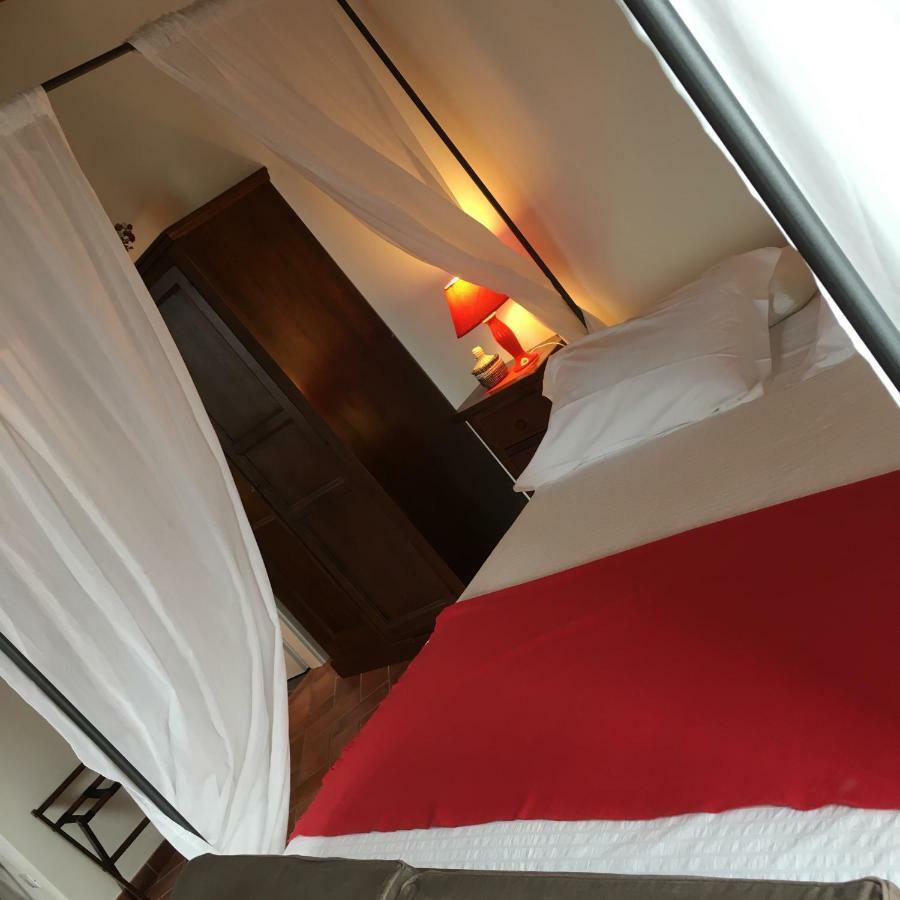 مونتيريجيوني B&B In Piazza المظهر الخارجي الصورة